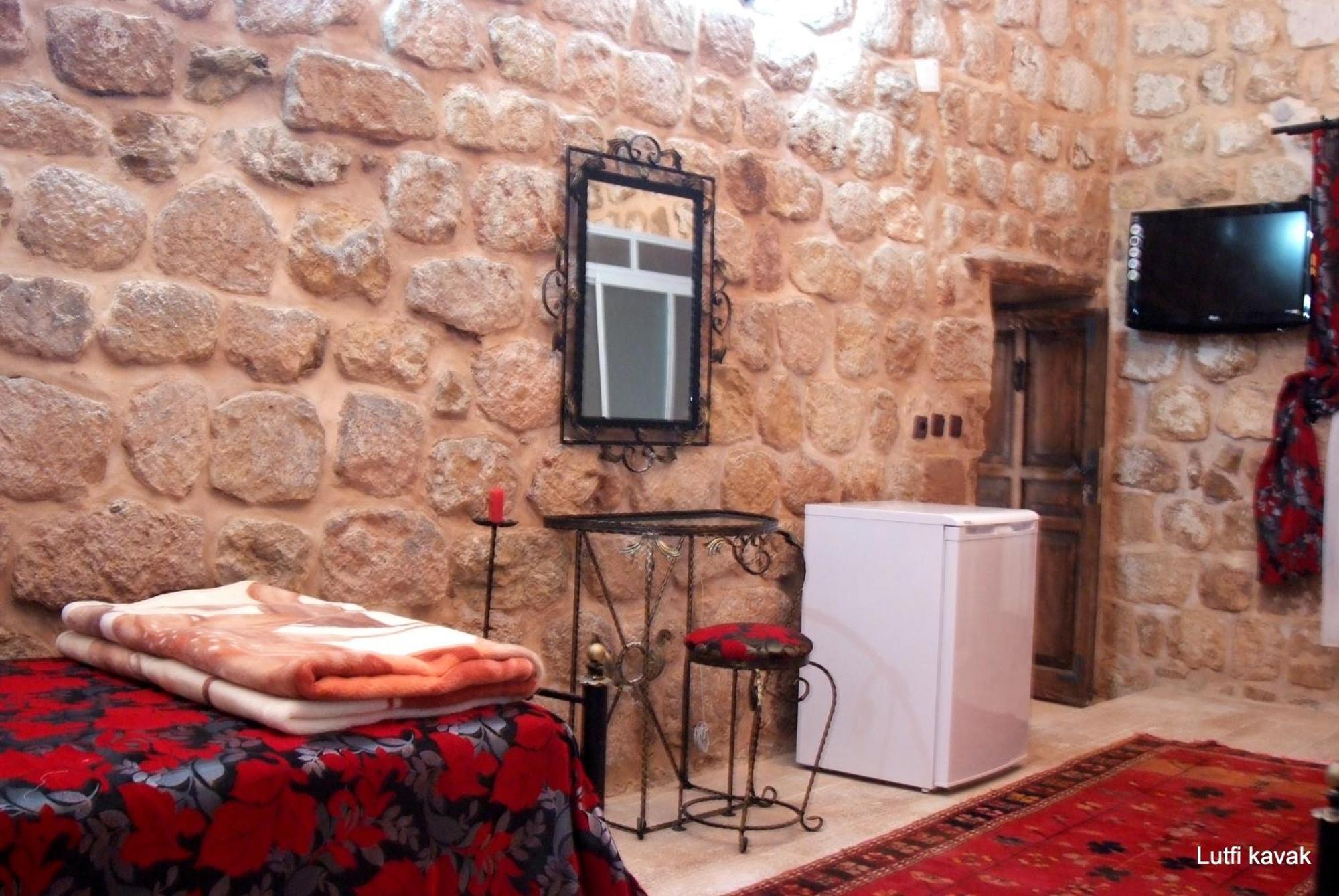 Kasr-i Abbas Hotel Mardin Bagian luar foto