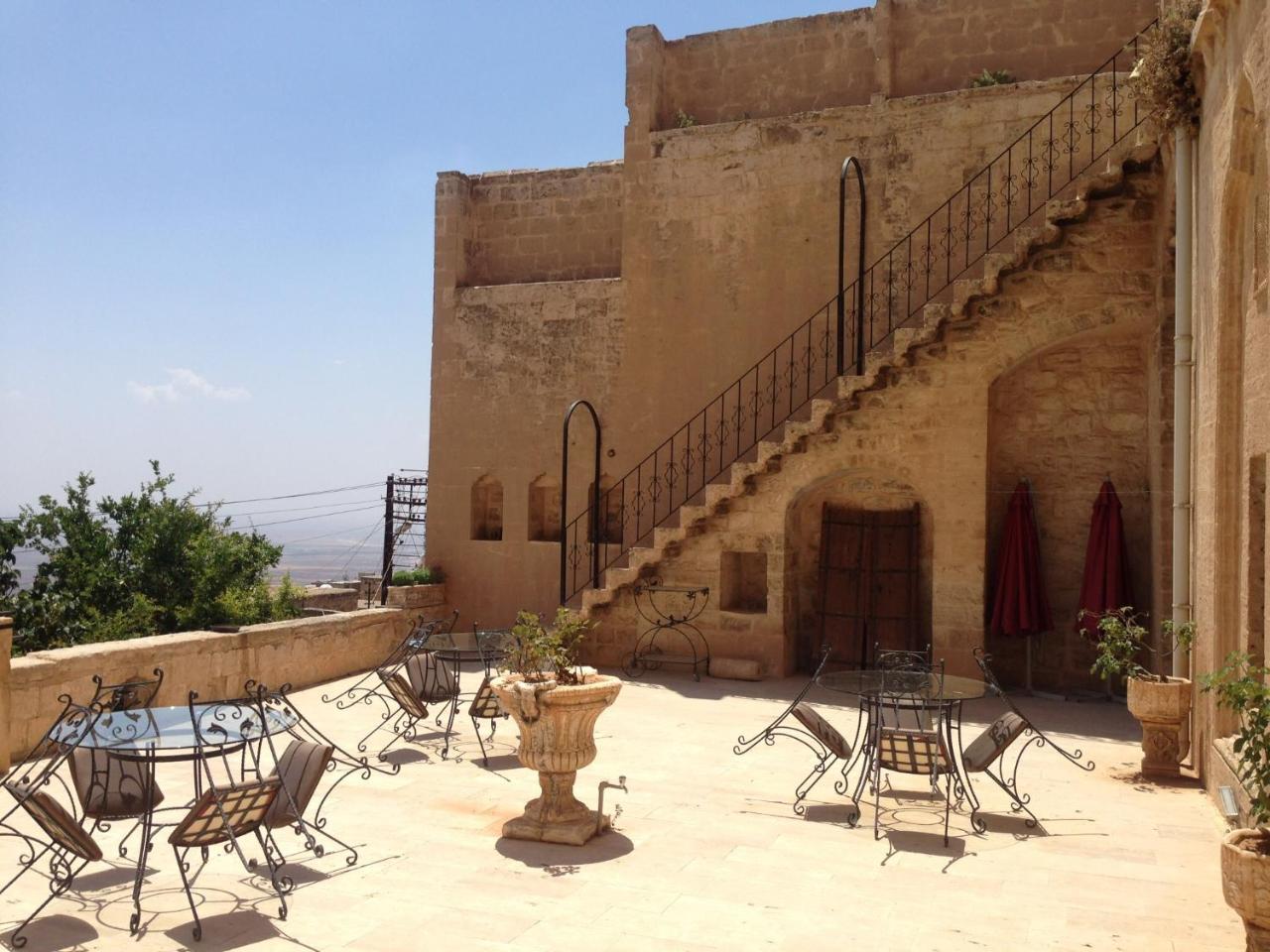 Kasr-i Abbas Hotel Mardin Bagian luar foto