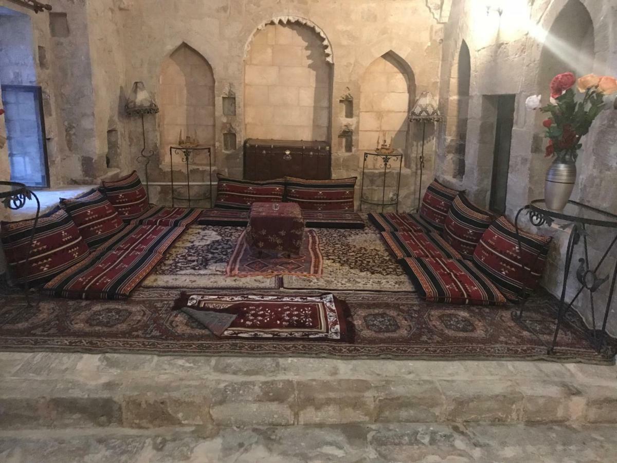 Kasr-i Abbas Hotel Mardin Bagian luar foto