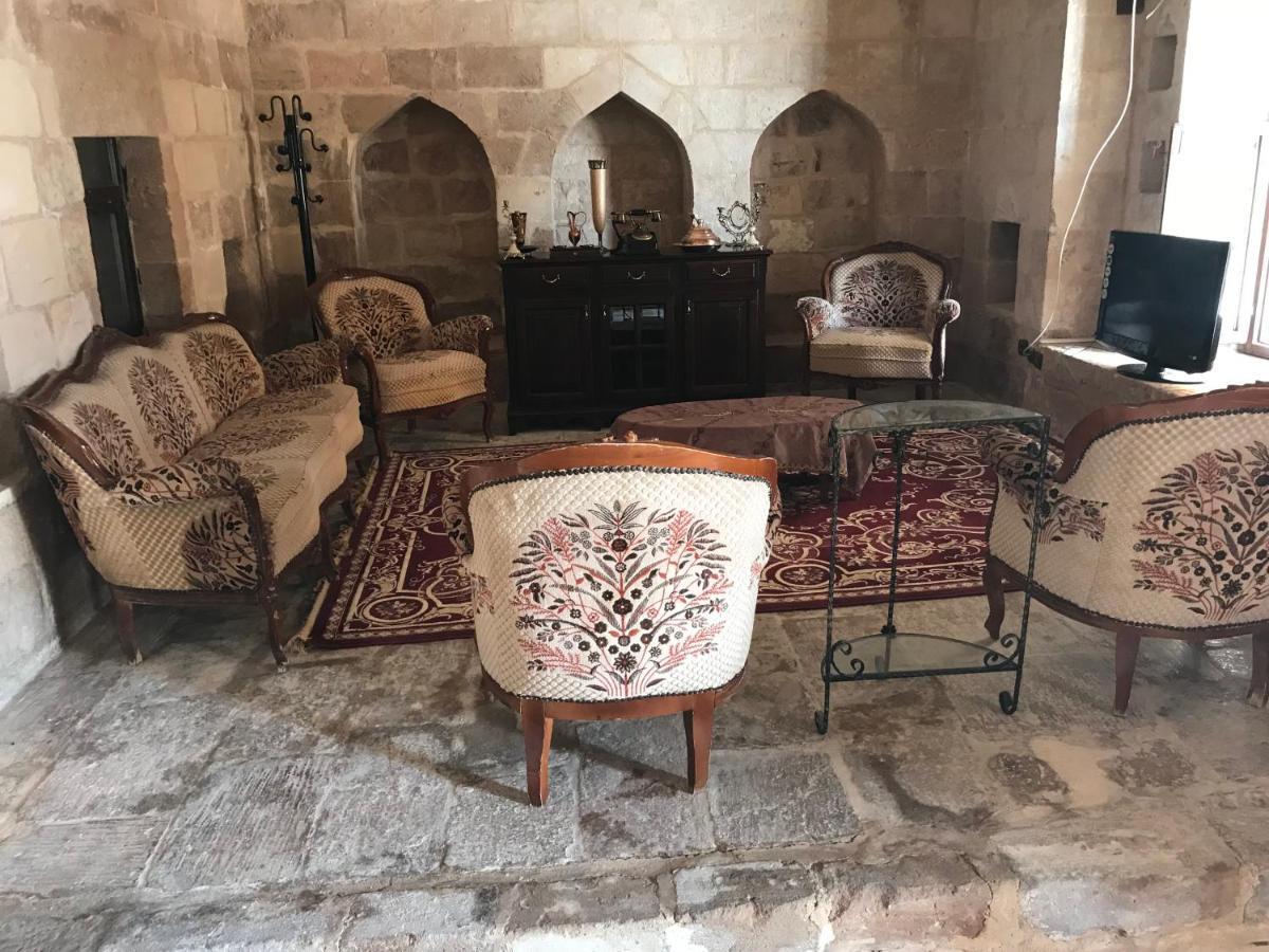 Kasr-i Abbas Hotel Mardin Bagian luar foto